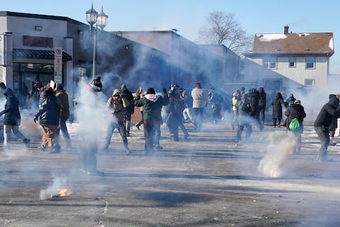Agentes federales buscaban detener a un ecuatoriano antes del tiroteo en Minneapolis