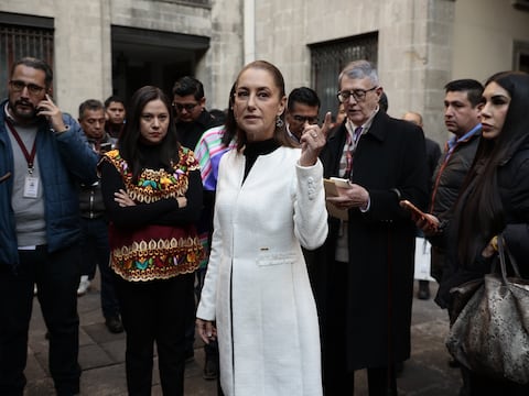 Fuerte sismo de 6,5 sacudió el centro en México