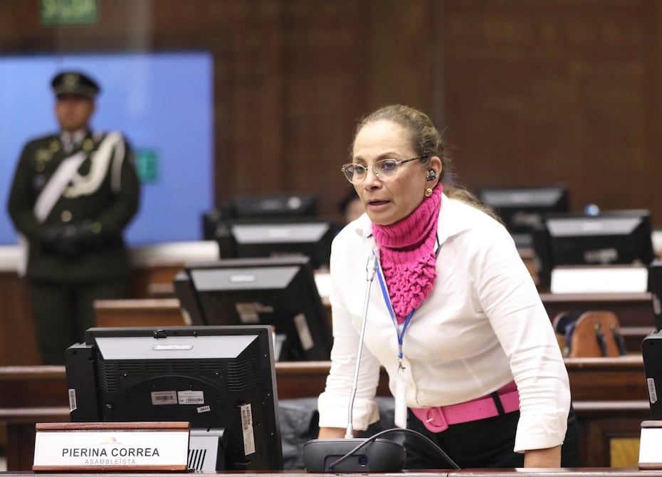 Asambleísta Pierina Correa denuncia por presunta infracción electoral muy grave a su compañero de bancada que busca la reelección