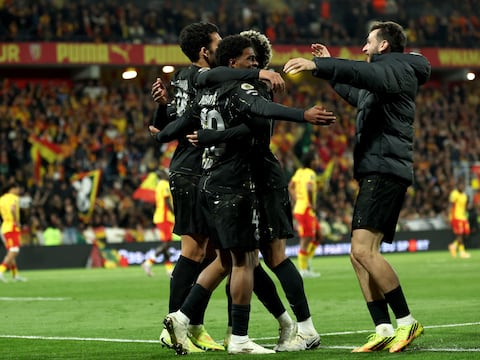 Paris Saint-Germain, de Willian Pacho, vuelve a celebrar en título de campeón en la Ligue 1 de Francia