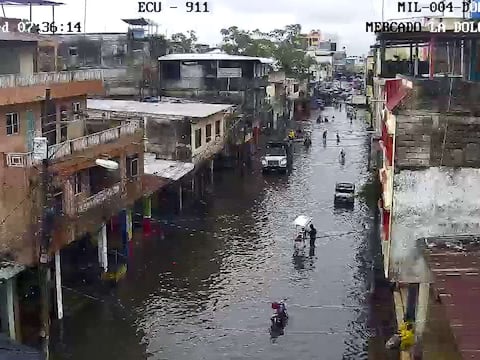 Calles anegadas se reportan en Durán, Yaguachi y Milagro por fuertes lluvias