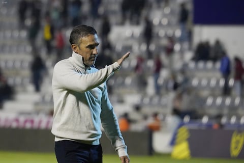 Vicente Sánchez, DT de Emelec, y el triunfo ante Técnico Universitario: ‘es muy importante y da mucha confianza’