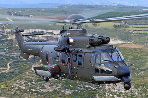 Fuerza Aérea de Estados Unidos acaba de probar un nuevo sistema de reabastecimiento en frío de los helicópteros UH-60