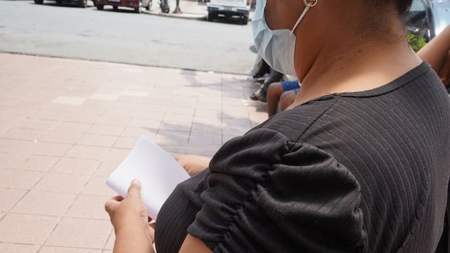 ‘Uno empieza con una ronchita que luego se hace peor por el sol’: alergias y erupciones, el impacto de las altas temperaturas en la piel