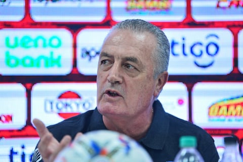 Gustavo Alfaro: ‘Jugar contra Ecuador es muy fuerte porque tengo sentimientos por ellos’