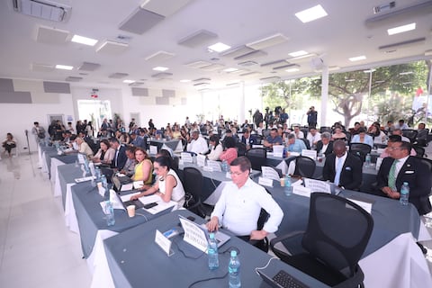 Comisión avanza en la discusión del informe para segundo debate del proyecto económico urgente para fortalecer la minería y energía