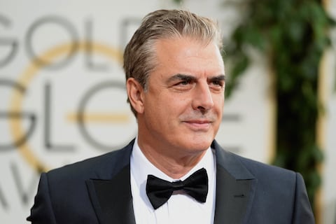 Chris Noth responde a su comentario viral sobre Sarah Jessica Parker y afirma que fue “ligeramente sarcástico”