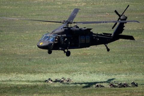 Informe revela que fallas sistémicas del Ejército de Estados Unidos provocaron la colisión en el aire entre un helicóptero militar y un avión de American Airlines