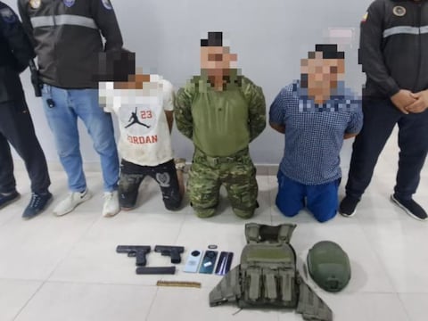 Supuestos miembros de Los Lobos capturados en Quevedo por falsos allanamientos y sicariato