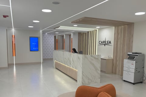 Inversión en Ecuador: Esta es la razón por la que una clínica capilar destinó $ 160.000 en una nueva sucursal