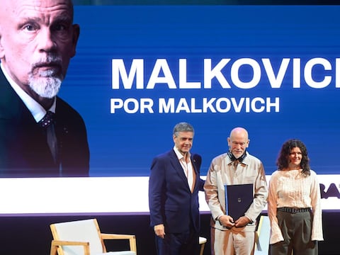John Malkovich es distinguido como huésped de honor por el Gobierno de Buenos Aires