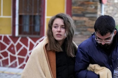 “Vimos cómo moría gente alrededor, pero no podíamos hacer nada”: los relatos de los sobrevivientes del choque de trenes en España