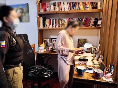 Fiscalía allana la casa de la excandidata presidencial del correísmo Luisa González en Quito