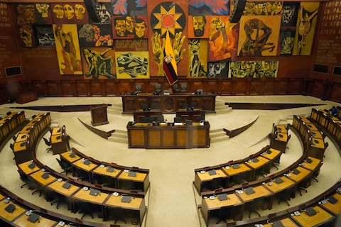 Presidente Noboa habla de cambiar el nombre de Asamblea Nacional a Senado: exlegisladores afirman que eso no cambia la calidad del trabajo legislativo