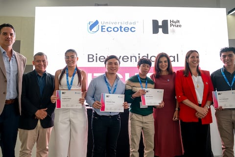 Estudiantes universitarios participaron en una competencia de emprendimiento e innovación