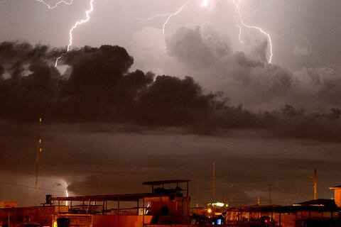 Pronóstico para este lunes 2 de marzo: lluvias y tormentas en el Litoral y cielo variable en la Sierra