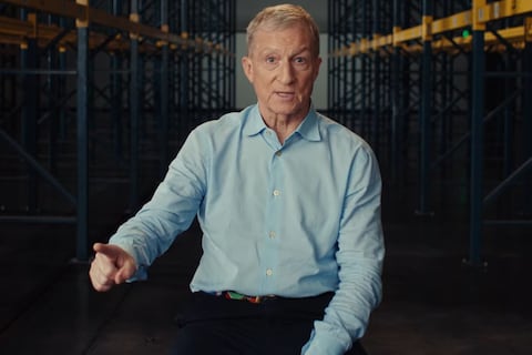 Este es el multimillonario activista que critica a Trump y quiere gobernar California: Promete “obligar a las corporaciones a pagar”