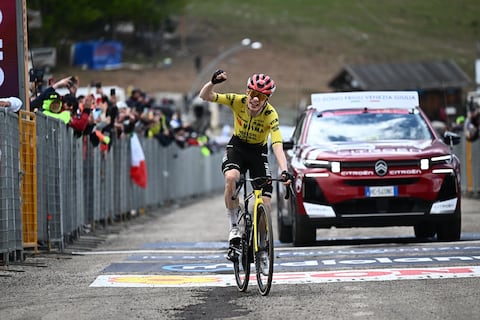 Jonas Vingegaard gana la séptima etapa del Giro de Italia, la primera de alta montaña
