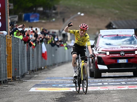 Jonas Vingegaard gana la séptima etapa del Giro de Italia, la primera de alta montaña