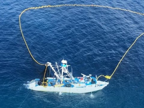 Barco atunero de Manta naufraga frente a las costas de Perú: esto es lo que se sabe de sus 25 tripulantes