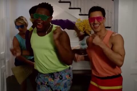 Primer tráiler del revival de ‘Salvados por la campana’ muestra a A. C. Slater y Jessie Spano en Bayside