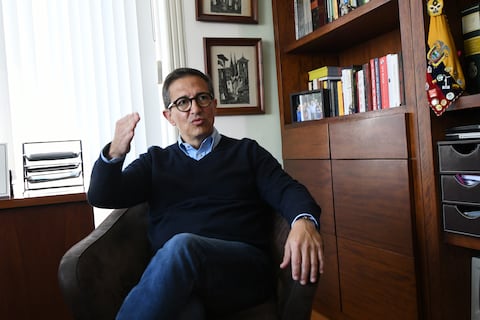 Pedro Freile será el binomio de Jan Topic para las elecciones anticipadas
