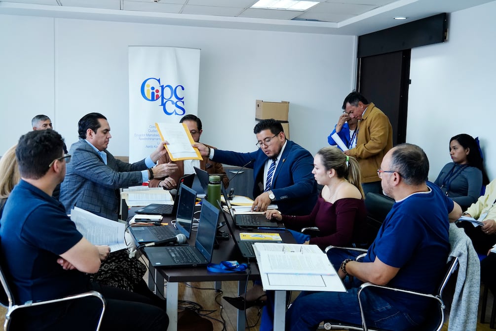 Un 84 % de los inscritos no cumpliría con los requisitos legales para ser parte de la comisión ciudadana que elegirá a un nuevo fiscal