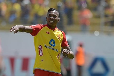Ayrton Preciado podría regresar a Ecuador: suena como refuerzo de Aucas para la Liga Ecuabet 2026