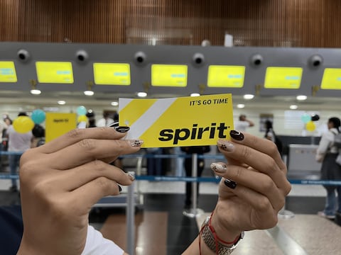 Spirit Airlines cesa operaciones y afecta a pasajeros en Ecuador