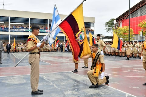 A 4 días del juramento a la bandera: los 2 únicos casos en que un estudiante puede negarse a participar