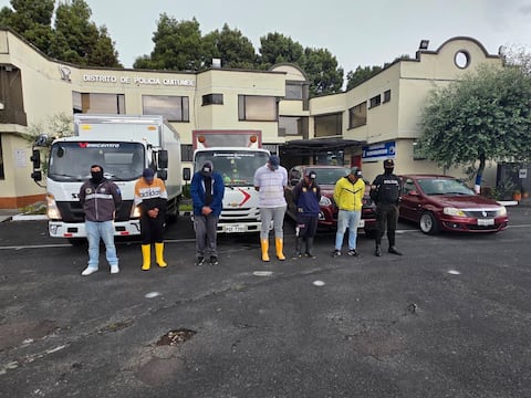 Cinco aprehendidos por simular operativos para robar camiones en el sur de Quito