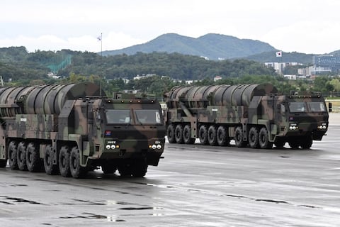 Misterioso misil balístico de corto alcance de Corea del Sur lleva una monstruosa ojiva convencional que pesa más de 17.000 libras