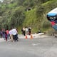 Bus que cubría la ruta Baños-Cuenca se volcó en Alausí: seis personas heridas