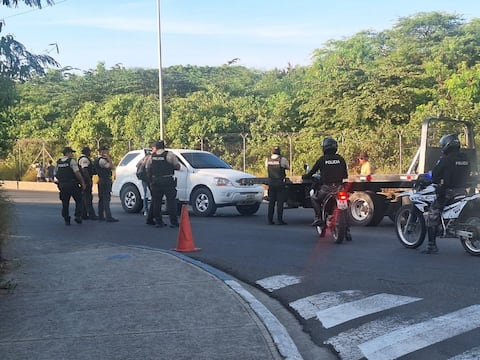 Ataque contra vehículo en la vía Puerto-Aeropuerto: al menos cuatro heridos, incluidos dos menores
