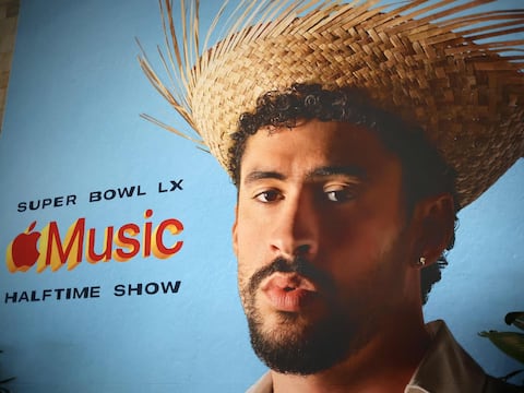 La colección de ropa de Bad Bunny y la NFL con el sapo concho como estrella para el Super Bowl LX