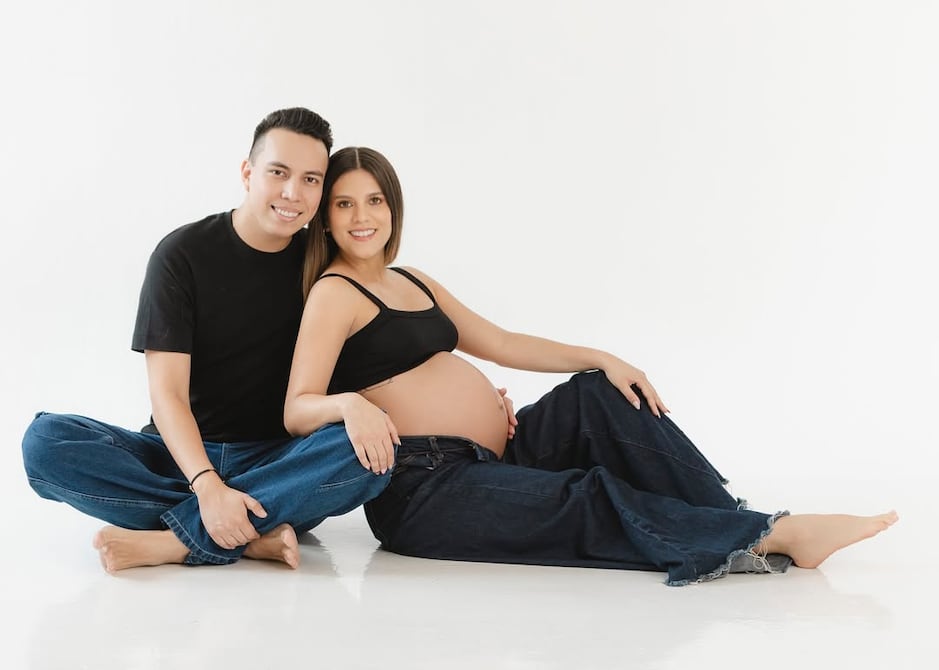 Álex Vizuete le da la bienvenida a Gia, su segunda hija: Nació en un hogar lleno de amor