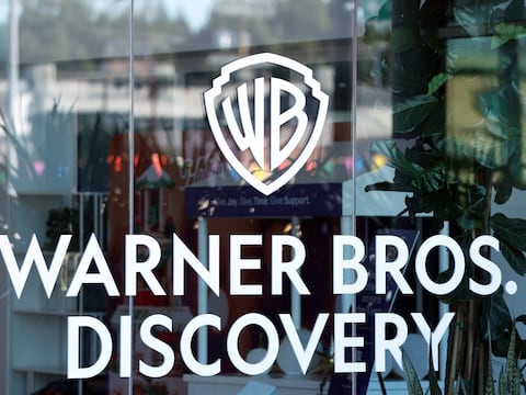 Donald Trump advierte que la compra de Warner Bros Discovery por Netflix ‘podría ser un problema’