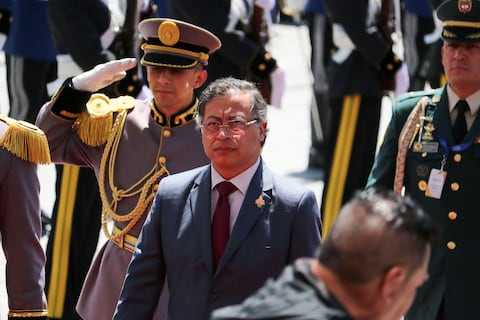 Investigación revela datos de la estancia en Manta de Gustavo Petro, quien asegura que no hubo “movimientos extraños”