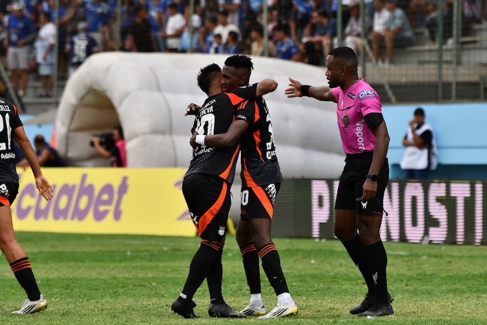 Emelec vuelve a ganar dos partidos consecutivos luego de diez meses
