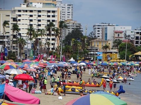 IVA se reduce al 8 % para actividades turísticas durante el feriado de Carnaval