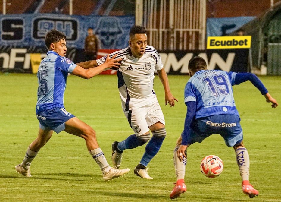¿Qué hizo Ricardo Gareca para que Christian Cueva, volante de Emelec, ‘no salga por las noches’? La respuesta del extécnico de Perú
