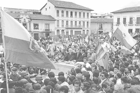 En Ecuador, una democracia sujeta a tres constituciones y 14 presidentes