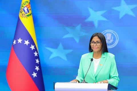 Delcy Rodríguez anuncia que incrementará los salarios el próximo 1 de mayo en Venezuela