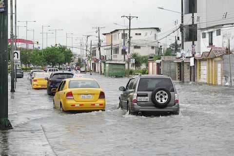Otra vez zonas inundadas