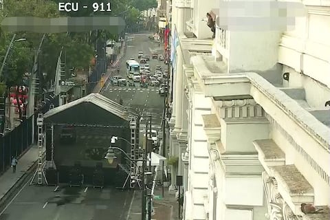 Gobernación dispone retiro de tarima instalada en la av. Malecón Simón Bolívar