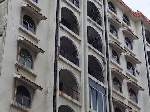 Pareja de mujer que cayó de edificio en Guayaquil recibe prisión preventiva por femicidio