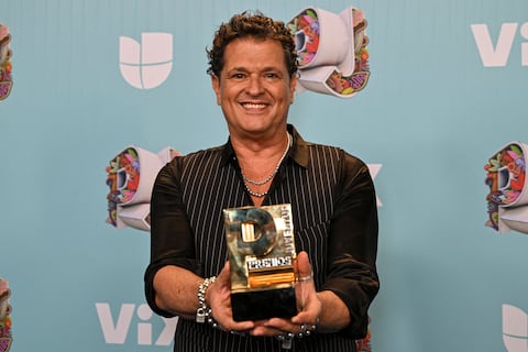 Carlos Vives fue reconocido como Agente de Cambio en los Premios Juventud 2025 y deslumbró con su ‘show’