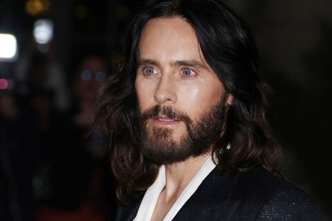 Jared Leto es acusado de supuesta conducta sexual inapropiada por varias mujeres, cuando ellas eran menores de edad