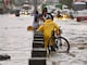 Ministro Luque hace un llamado a las autoridades locales por pronóstico de fuertes lluvias y pleamar
