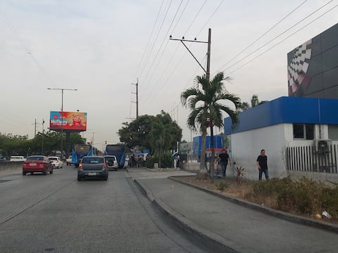“Si el objetivo fue amedrentar a la Policía, no lo están logrando”, afirma jefe policial tras hallazgo de panfletos en cuarteles de Guayaquil